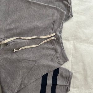 Sundry size 2 cropped sweats